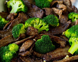 Beef With Broccoli And Garlic