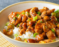 Chicken Cashew With Nut